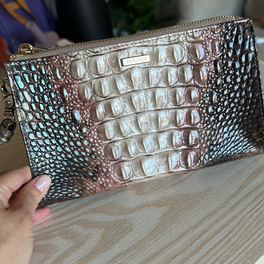 Brahmin Wristlet - Picture 3 of 5